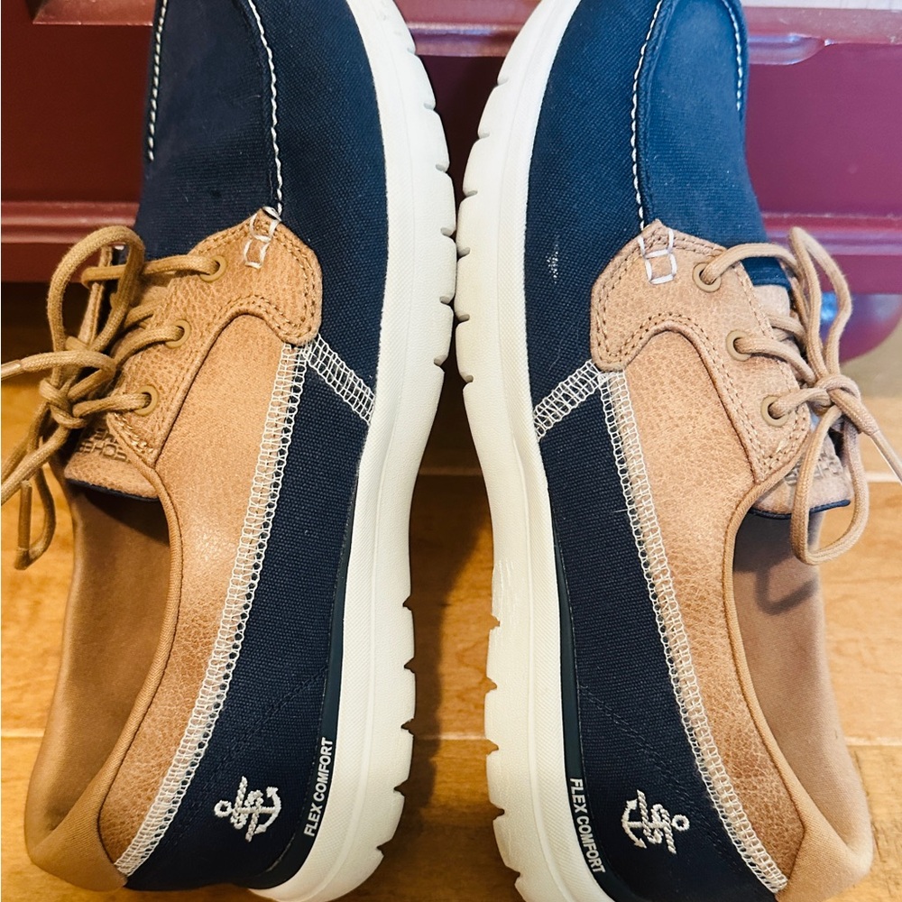 Skechers GO WALK Lite - Navy Boat Shoes. 
Flex comfort. Women 8. - Picture 2 of 5